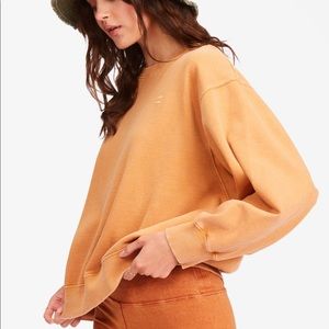 NWT billabong crewneck . LRG